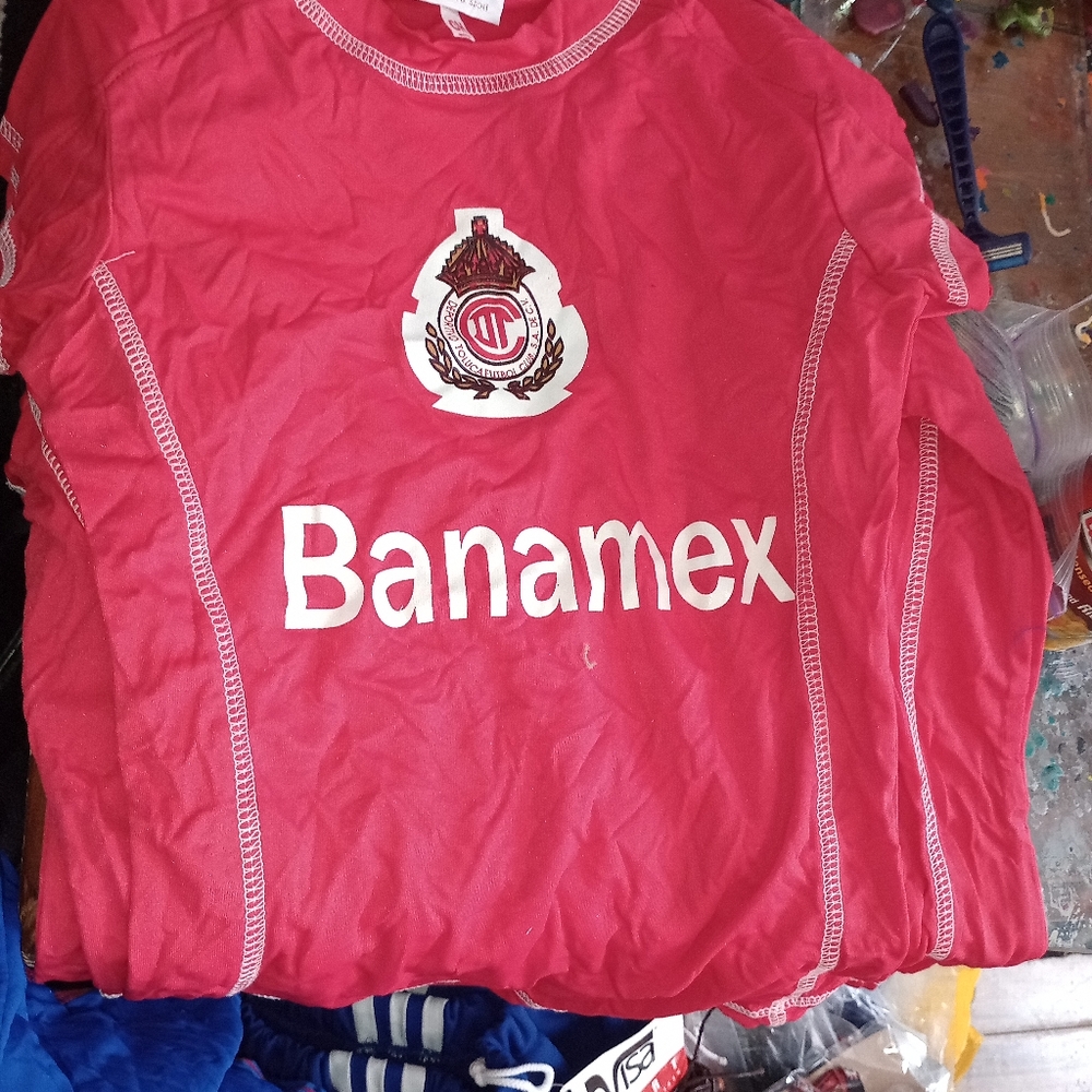 Kids medium sports jersey red set